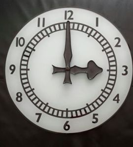 The Arsenal clock now on sale as a wall clock